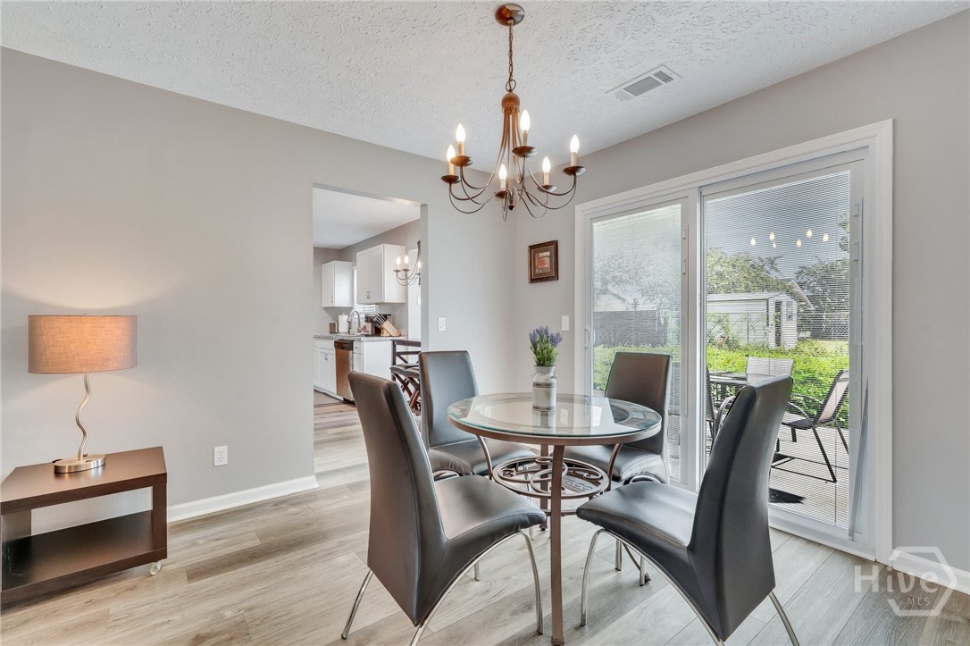 11 Ropemaker (furnished) Court Savannah, GA 31410 - Photo 7 of 37