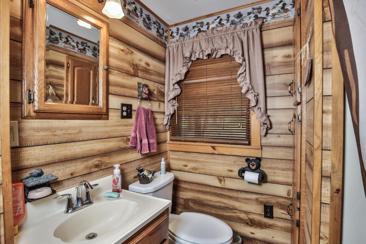 7878 Cth D Eagle River Rhinelander, WI 54501 - Photo 38 of 39 Gallery Image 38
