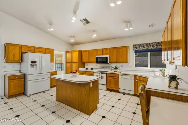 $699,000 | 16840 South 36th Place, Phoenix, AZ 85048