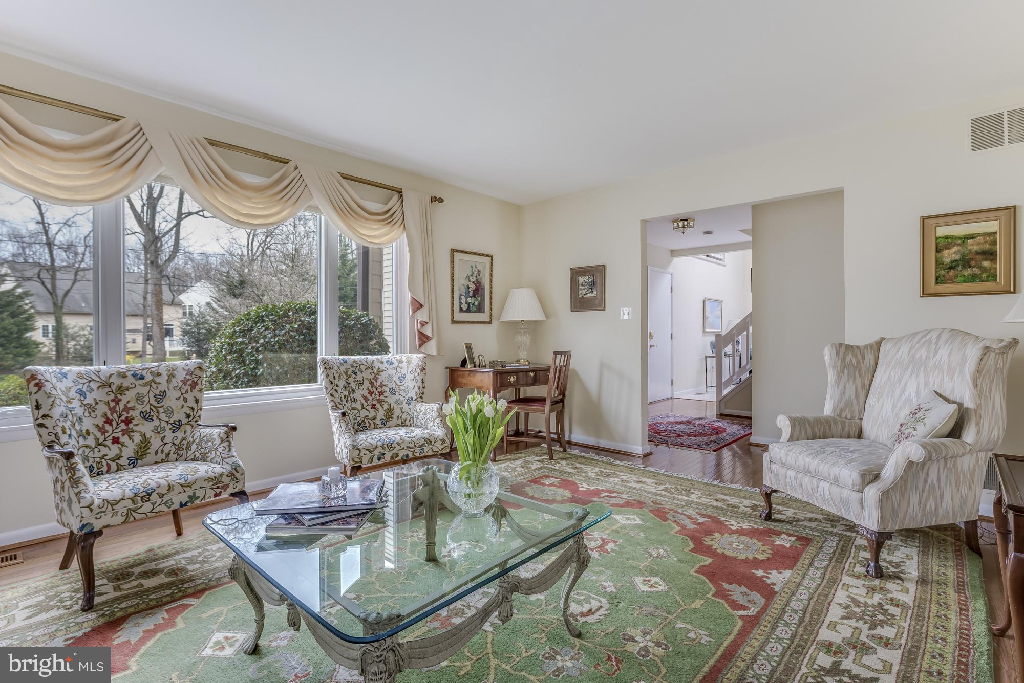 2966 Valley View Road Annapolis, MD 21401 - Photo 11 of 29 Living Room is bright and inviting