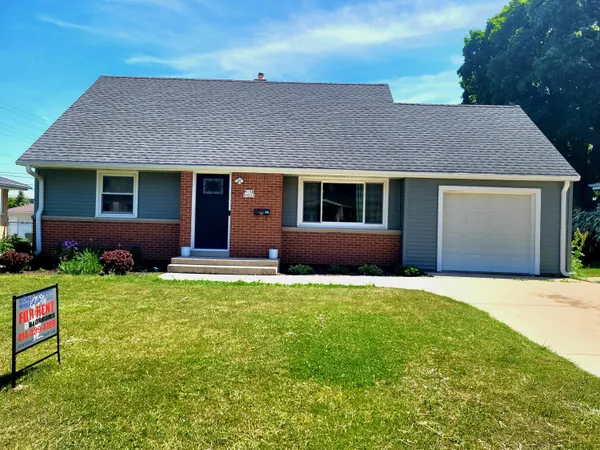 $2,775 | W158N9026 Charles Drive, Menomonee Falls, WI 53051