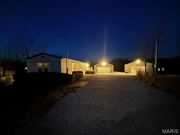 $245,000 | 18046 Monroe Road 453, Paris, MO 65275