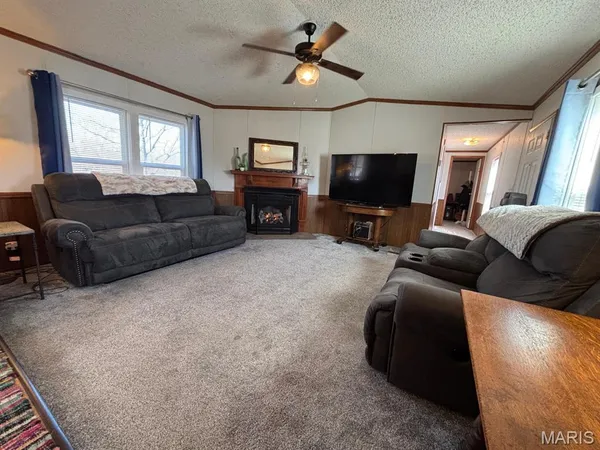 $235,000 | 18046 Monroe Road 453, Paris, MO 65275