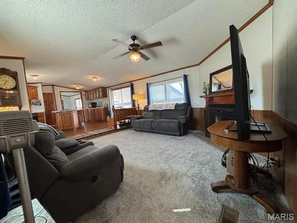 $235,000 | 18046 Monroe Road 453, Paris, MO 65275