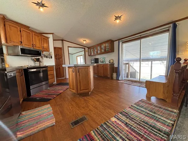 $235,000 | 18046 Monroe Road 453, Paris, MO 65275