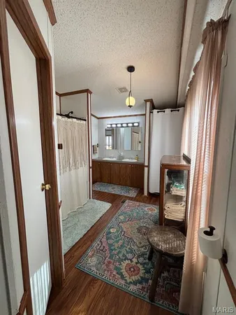 $235,000 | 18046 Monroe Road 453, Paris, MO 65275