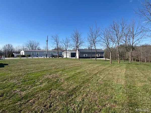 $235,000 | 18046 Monroe Road 453, Paris, MO 65275