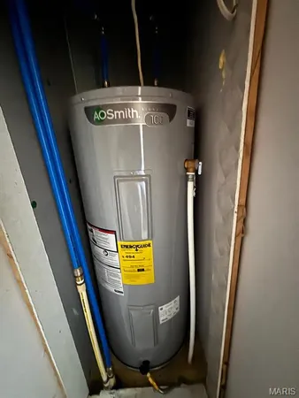 $245,000 | 18046 Monroe Road 453, Paris, MO 65275