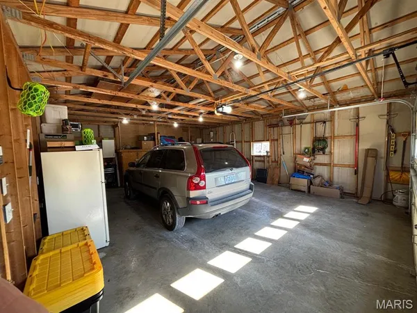 $245,000 | 18046 Monroe Road 453, Paris, MO 65275