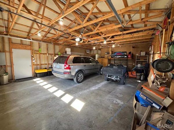 $245,000 | 18046 Monroe Road 453, Paris, MO 65275