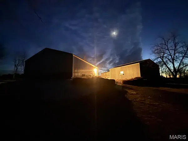 $245,000 | 18046 Monroe Road 453, Paris, MO 65275