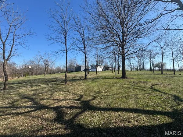 $235,000 | 18046 Monroe Road 453, Paris, MO 65275