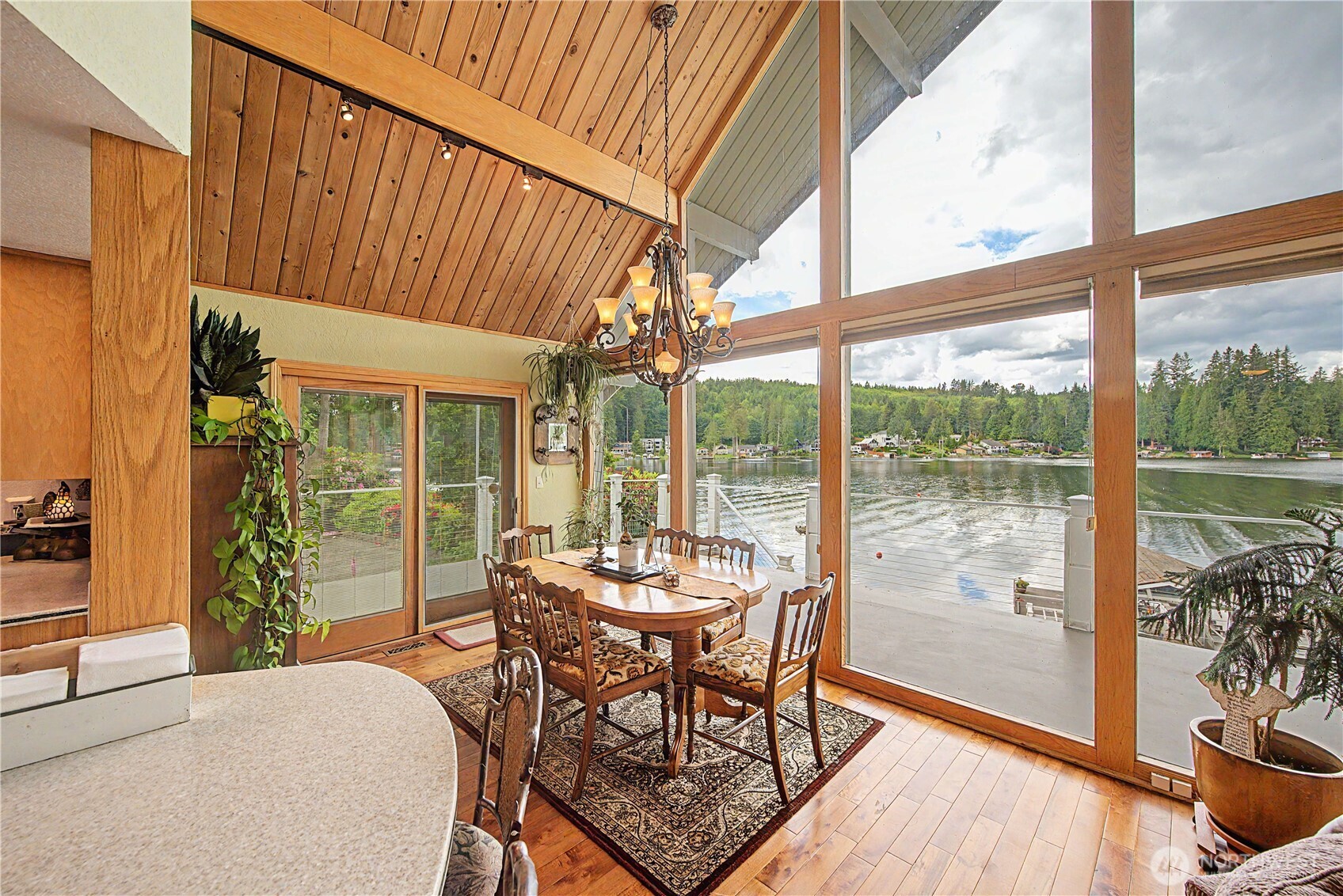 2410 South Lake Roesiger Road Snohomish, WA 98290 - Photo 5 of 40