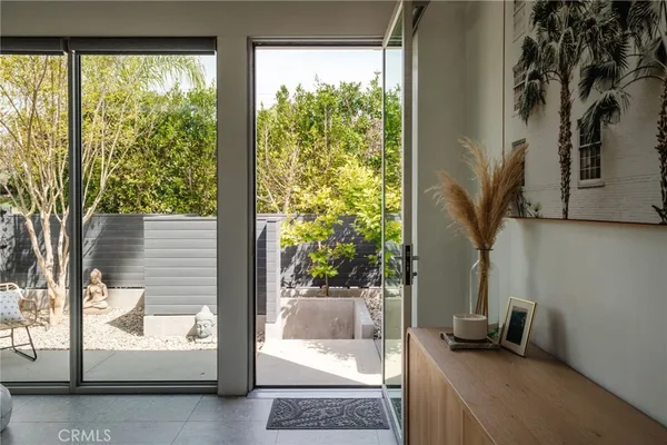 $3,500,000 | 664 Rosecrans Avenue, Manhattan Beach, CA 90266