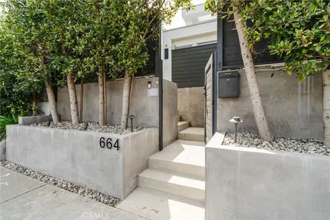$3,500,000 | 664 Rosecrans Avenue, Manhattan Beach, CA 90266