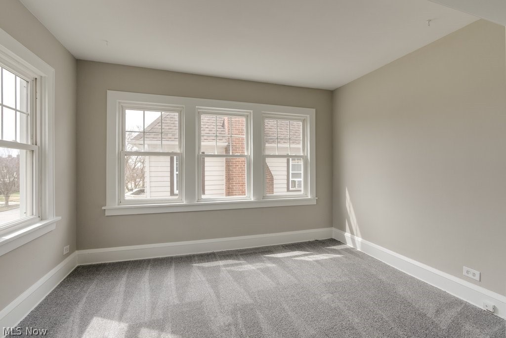 17631 Winslow Road Cleveland, OH 44120 - Photo 9 of 25 Gallery Image 9