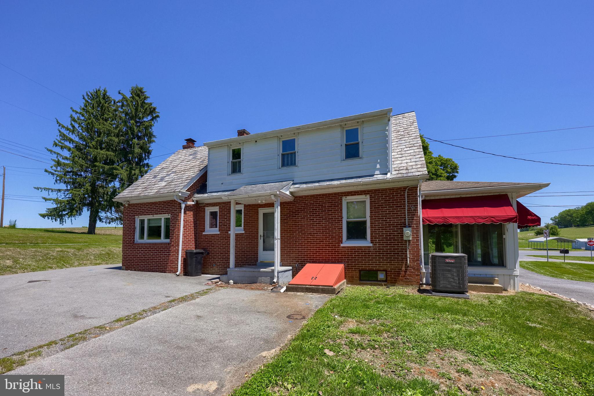 2162 Millersville Road Lancaster, PA 17603 - Photo 7 of 42