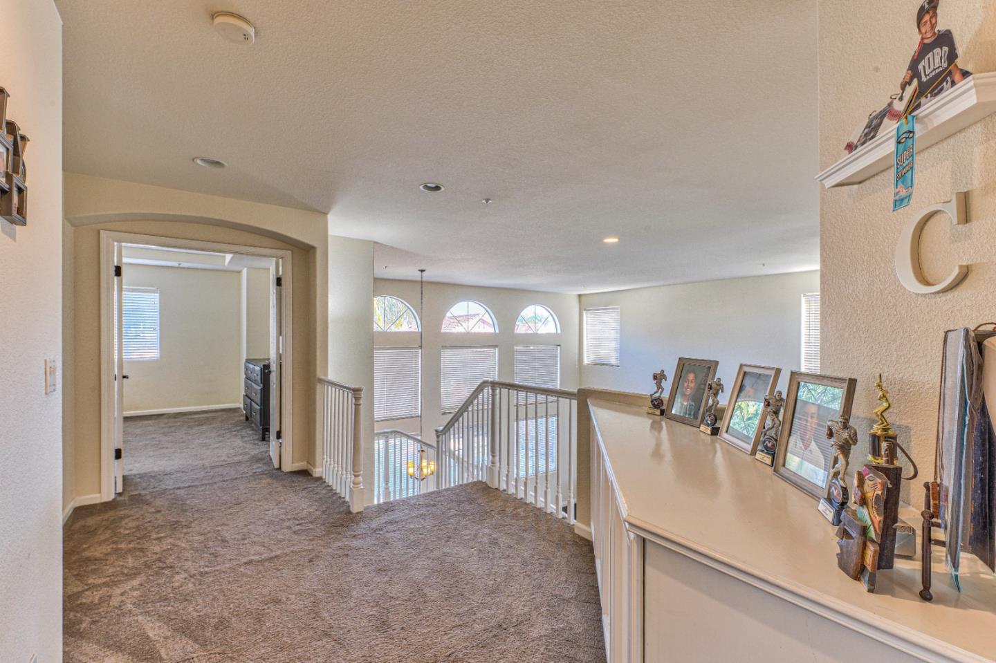 10 Whitman Circle Salinas, CA 93906 - Photo 22 of 33 a view of a livingroom with furniture
