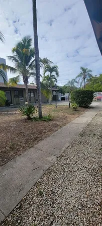 $1,550 | 12605 Northeast 13th Avenue, Unit 6, North Miami, FL 33161