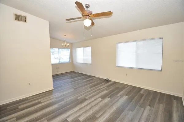 $1,395 | 147 Shannon Drive, Lakeland, FL 33809