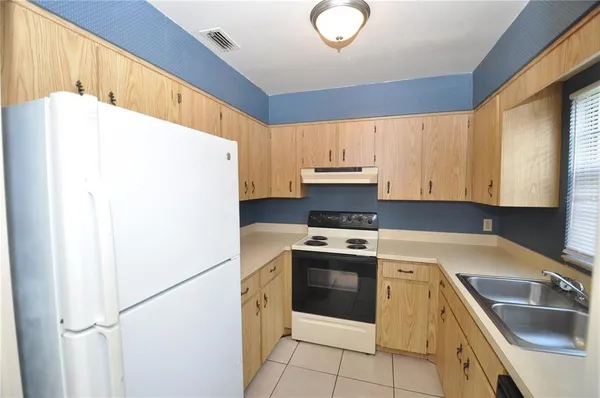 $1,395 | 147 Shannon Drive, Lakeland, FL 33809