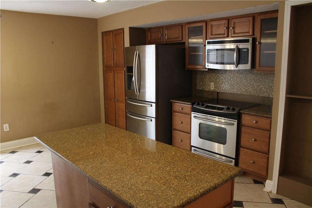 30 Lake Bernard Court Harvey, LA 70058 - Photo 5 of 20 Gallery Image 5