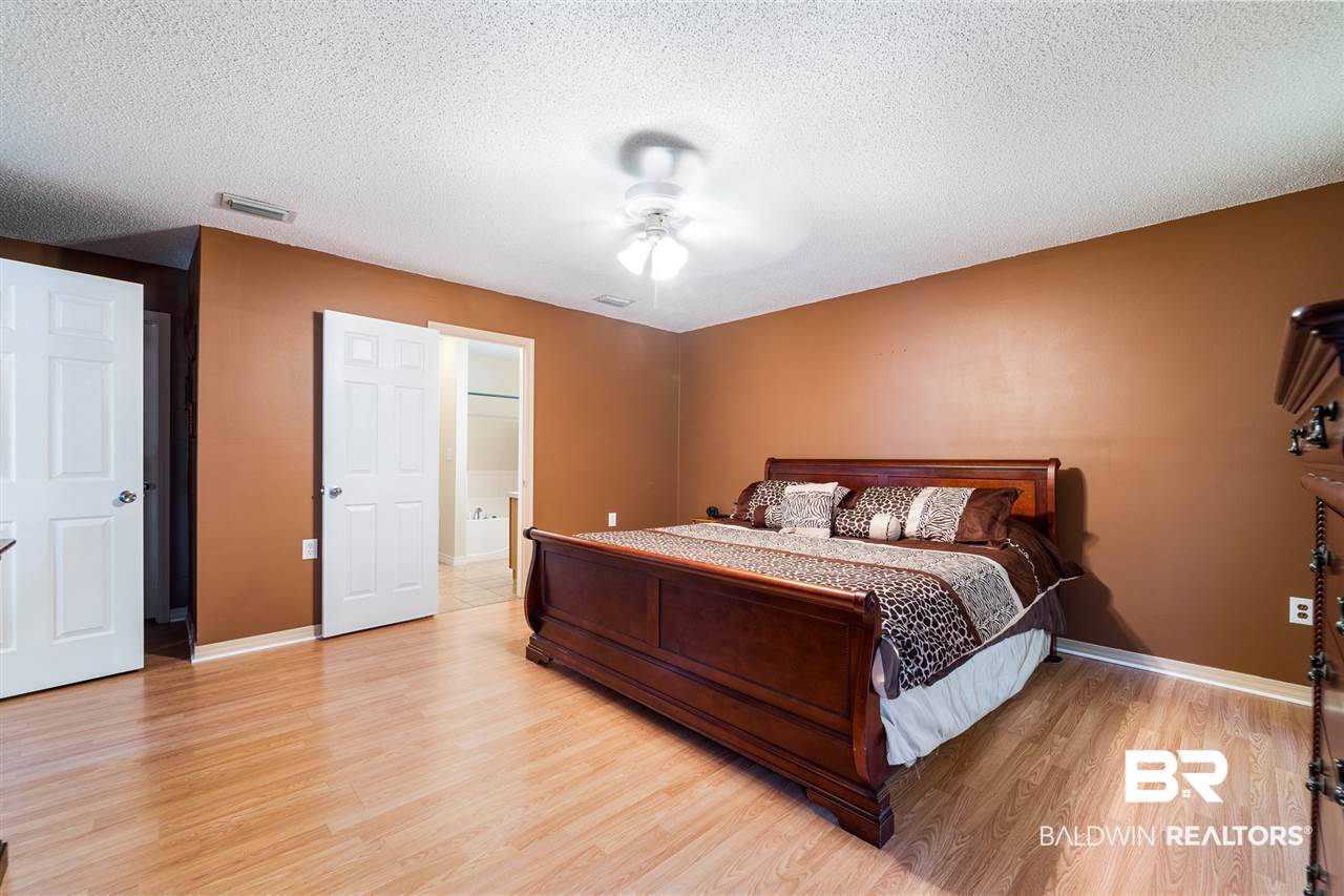 507 Meadow Lane Foley, AL 36535 - Photo 14 of 19 Master Bedroom