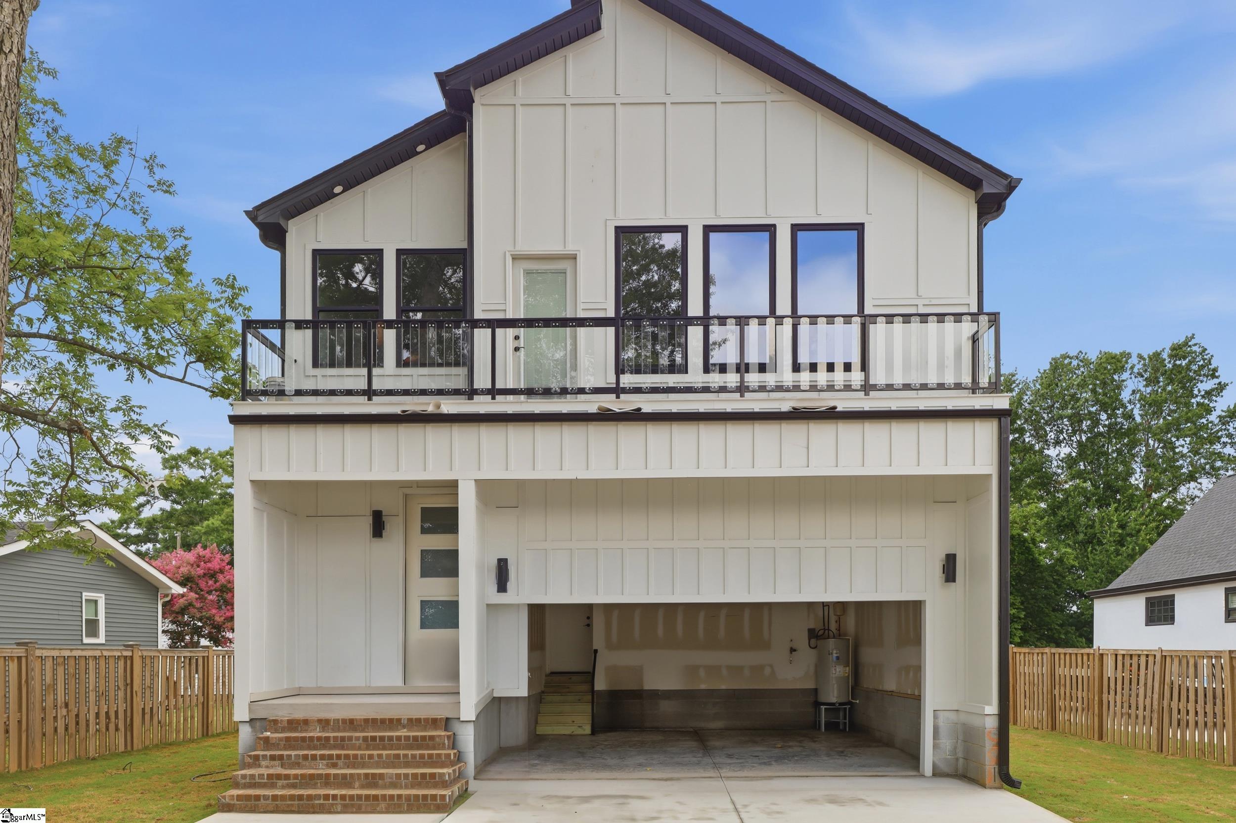 201 Earl Street Greer, SC 29651 - Photo 1 of 34