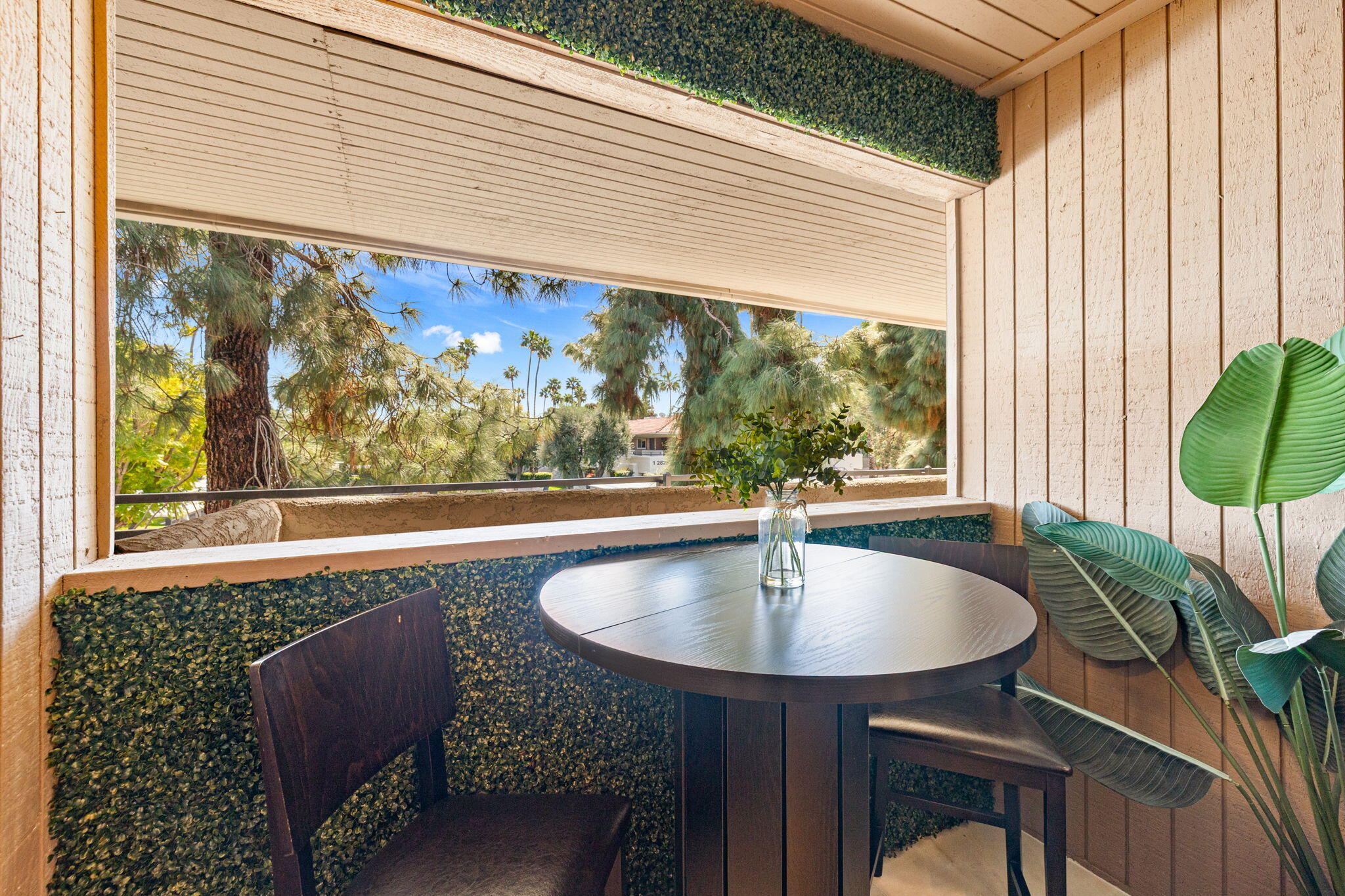 2857 North Los Felices Road, Unit 210 Palm Springs, CA 92262 - Photo 15 of 40 17-web-or-mls-8M4A8746
