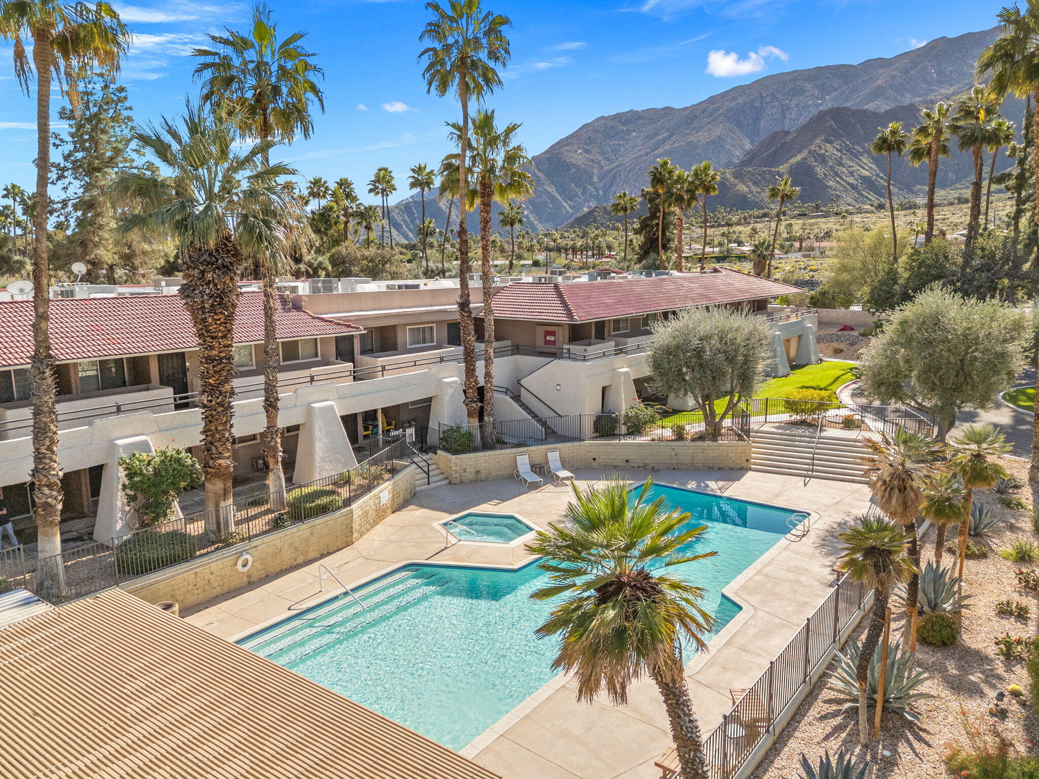 2857 North Los Felices Road, Unit 210 Palm Springs, CA 92262 - Photo 18 of 40 38-web-or-mls-27-print-DJI_2026021714285