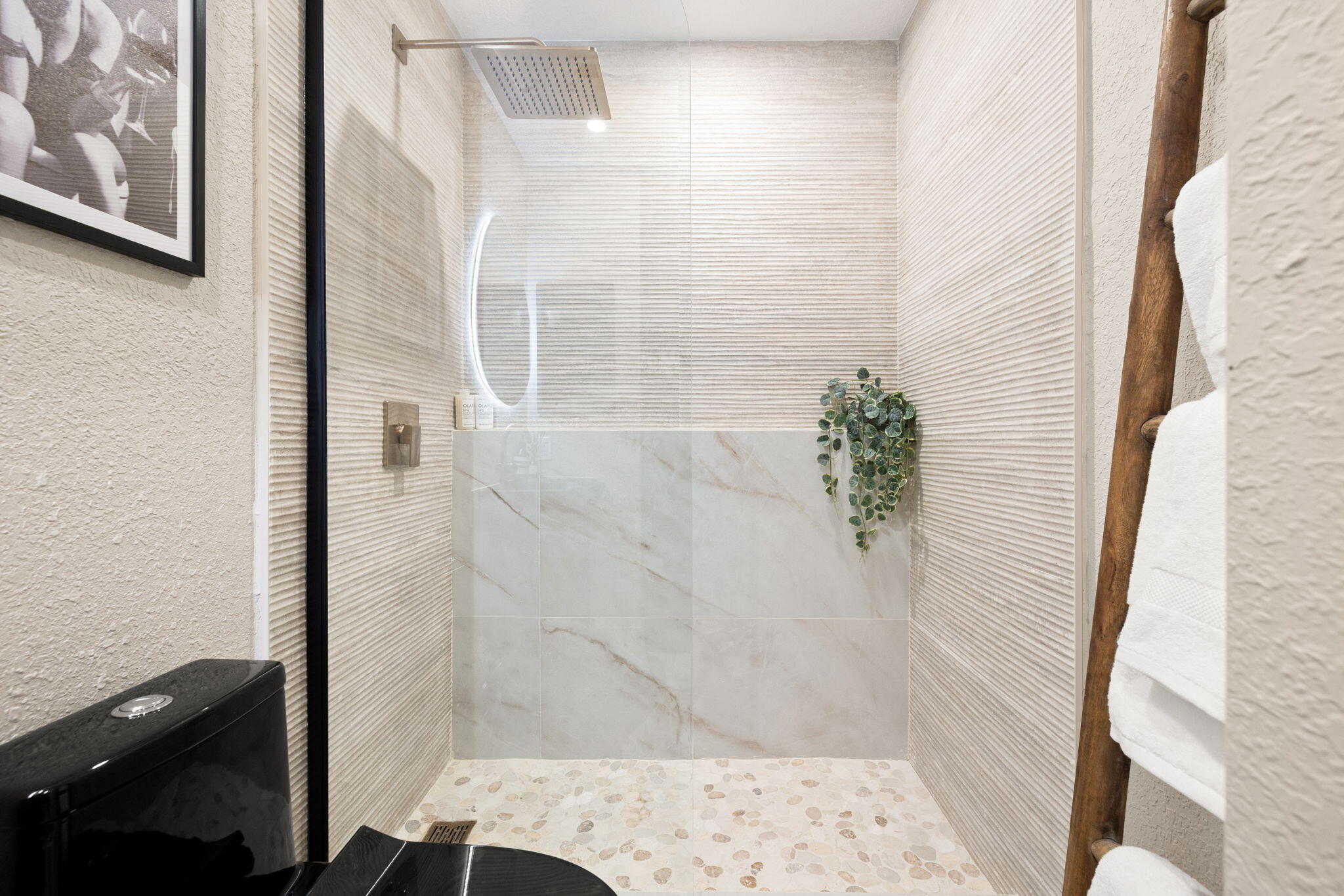 2857 North Los Felices Road, Unit 210 Palm Springs, CA 92262 - Photo 4 of 40 31-web-or-mls-8M4A8675