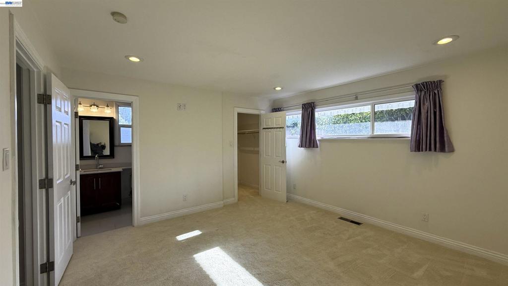3682 Seven Hills Road Castro Valley, CA 94546 - Photo 15 of 22 Primary Bedroom