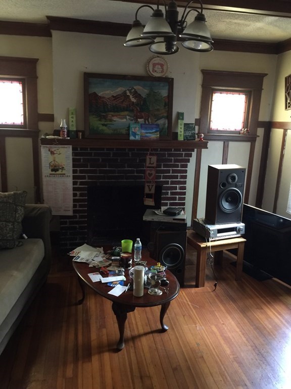 842-844 Chestnut Street Springfield, MA 01107 - Photo 8 of 10 Gallery Image 8