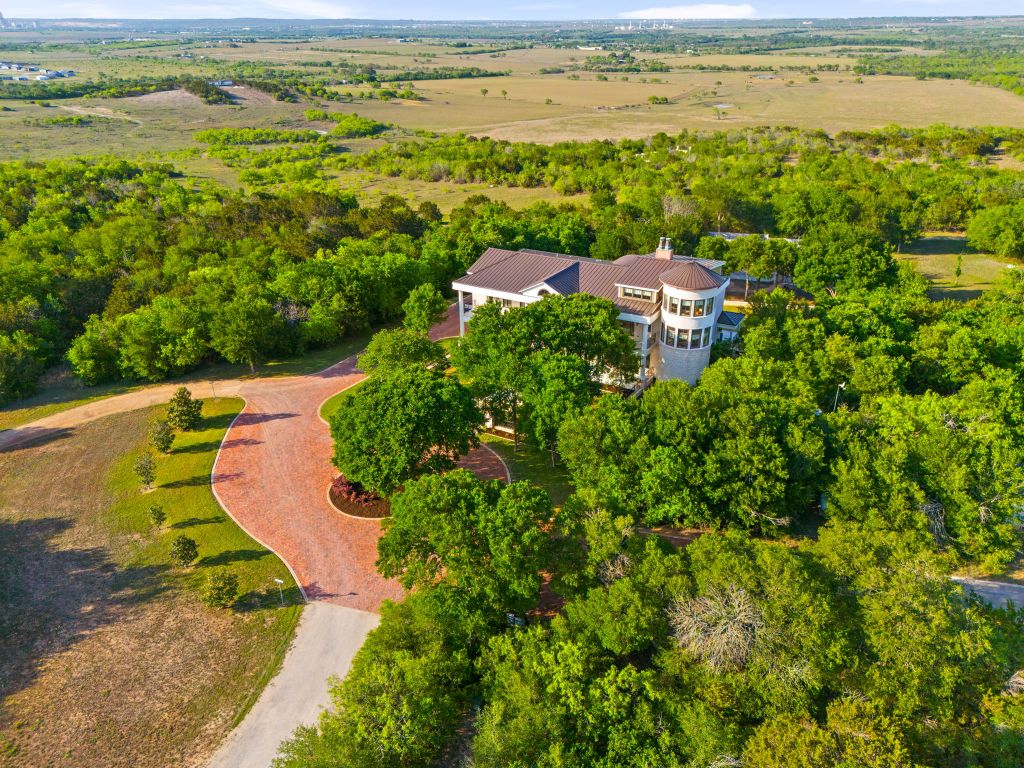 999 Schwarzlose Road New Braunfels, TX 78130 - Photo 36 of 39 a view of a city with an ocean view