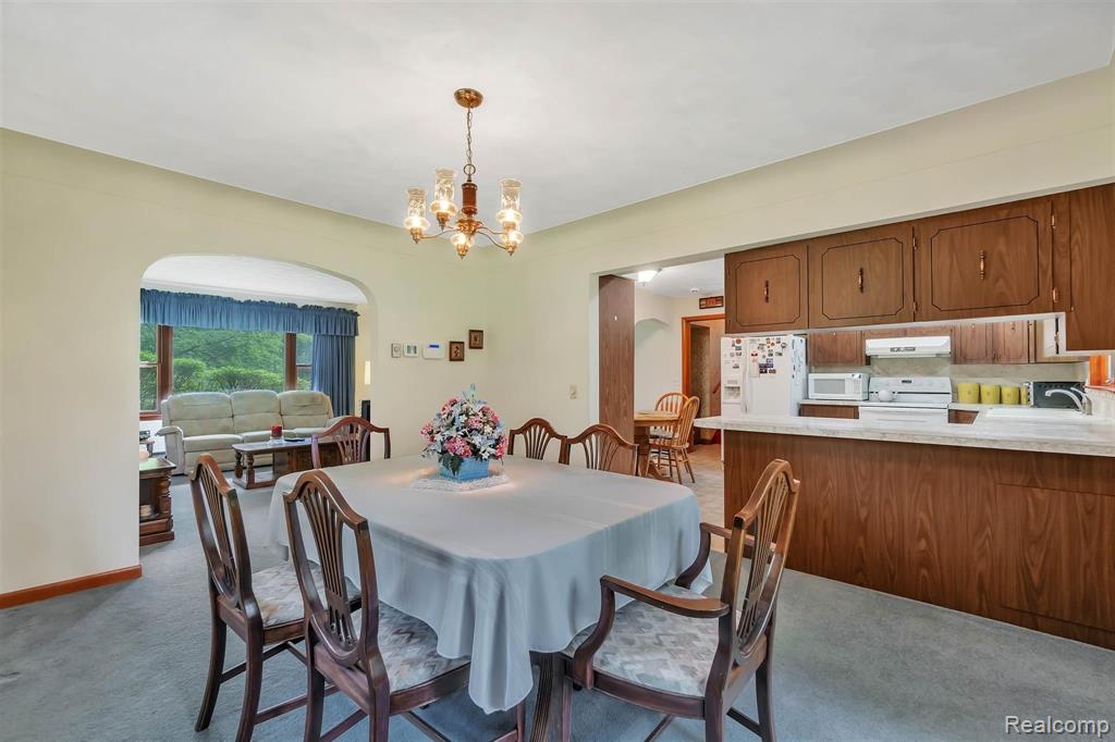 10100 West Allen Road Fowlerville, MI 48836 - Photo 9 of 42