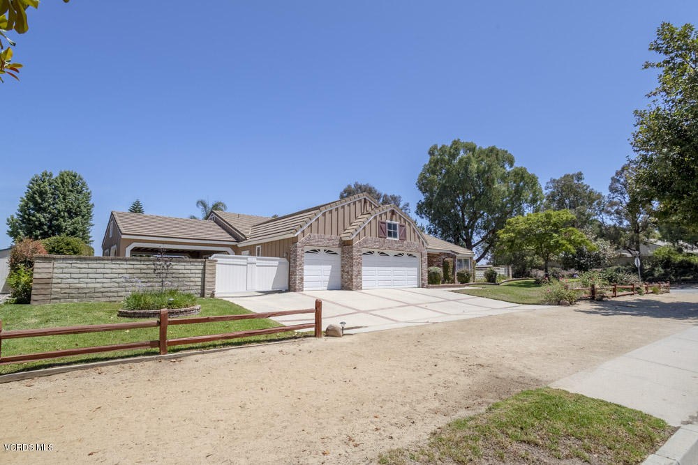1795 Rambling Road Simi Valley, CA 93065 - Photo 3 of 60 Sunnydale_Low-1