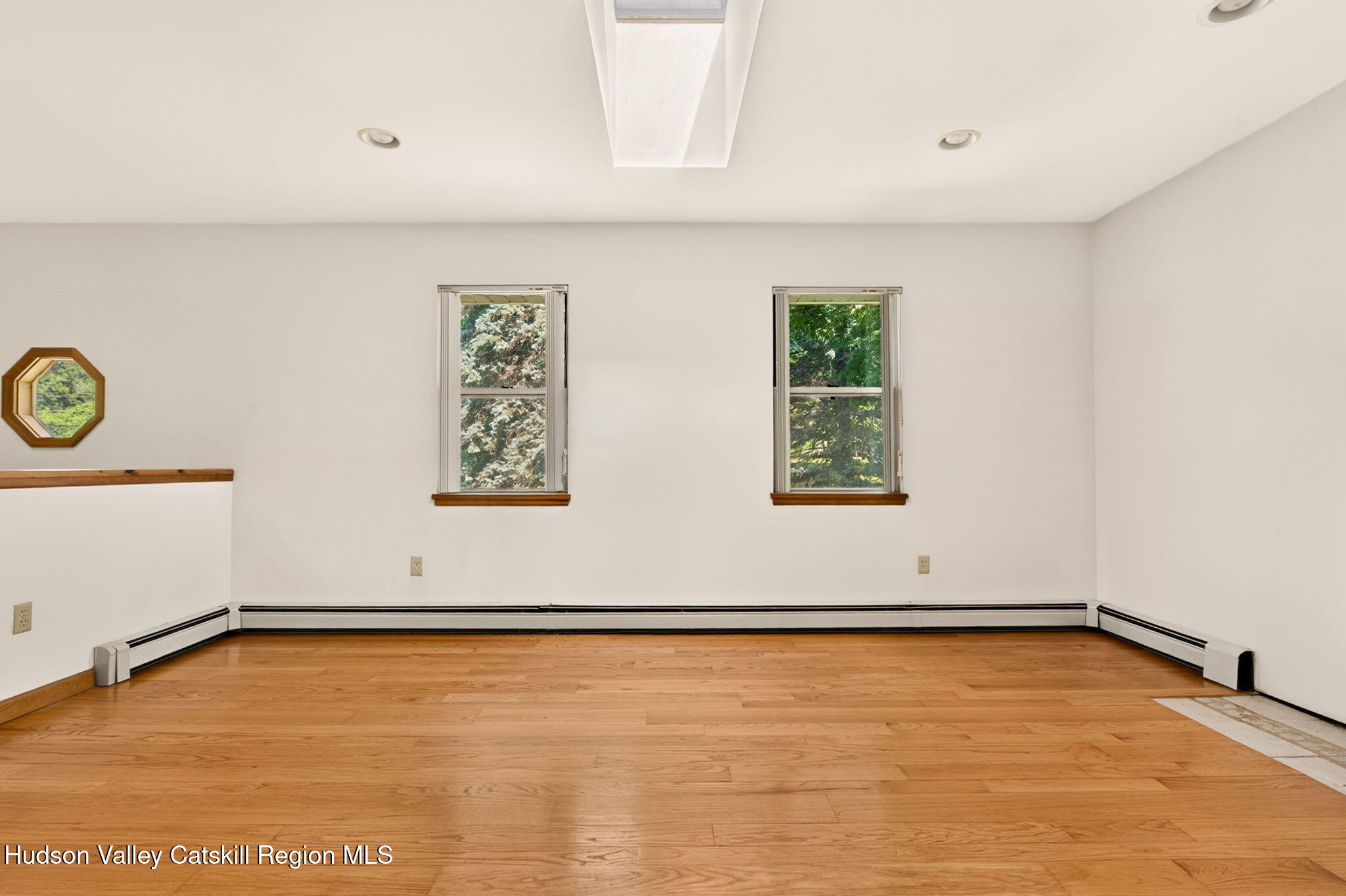 2 Verven Road Poughkeepsie, NY 12603 - Photo 10 of 29 13-living-room-2