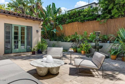 $1,900,000 | 3177 Lake Hollywood Drive, Los Angeles, CA 90068