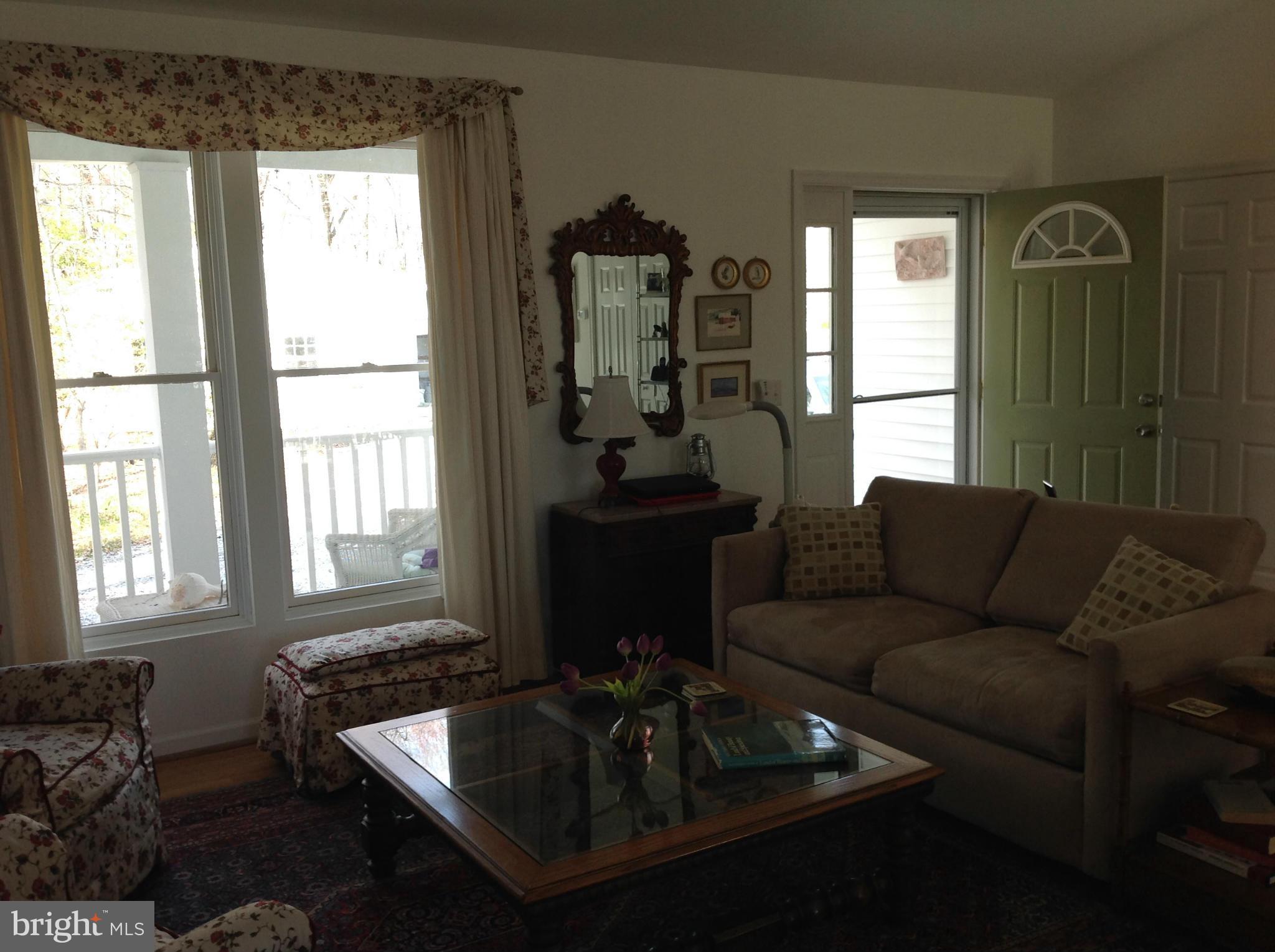 5754 Crosby Road Rock Hall, MD 21661 - Photo 5 of 26 Living Room