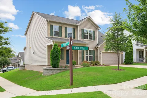 $525,000 | 10522 Honeyfur Court, Charlotte, NC 28278