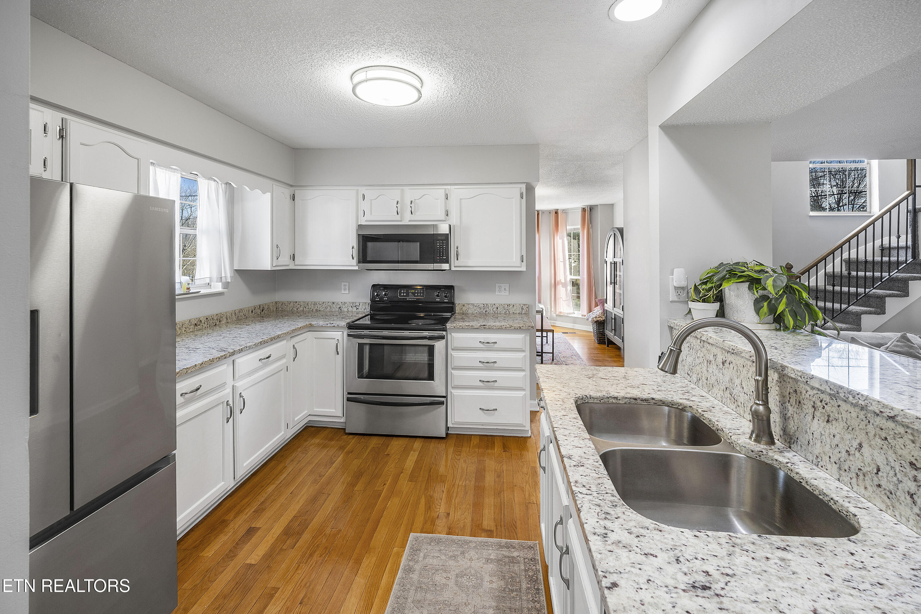 9005 Colchester Ridge Road Knoxville, TN 37922 - Photo 11 of 36 L40A6769