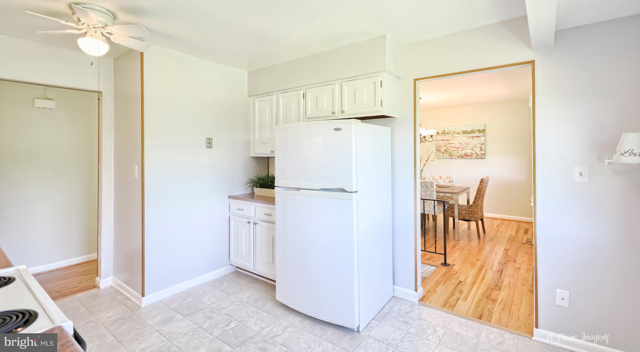 5190 Perry Road Mount Airy, MD 21771 - Photo 8 of 30 Enjoy those special meals made in your kitchen.