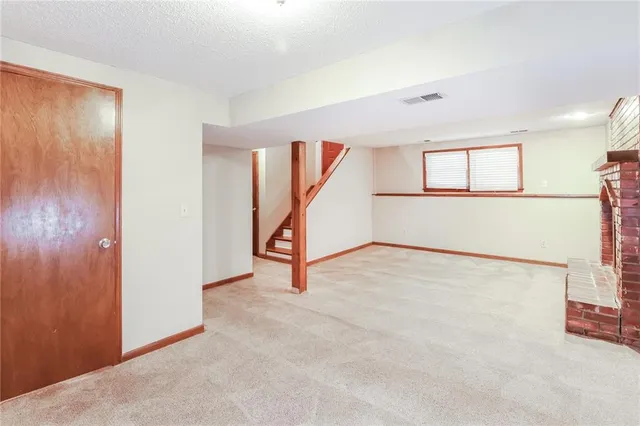 $1,990 | 1005 Northeast 104th Terrace, Kansas City, MO 64155