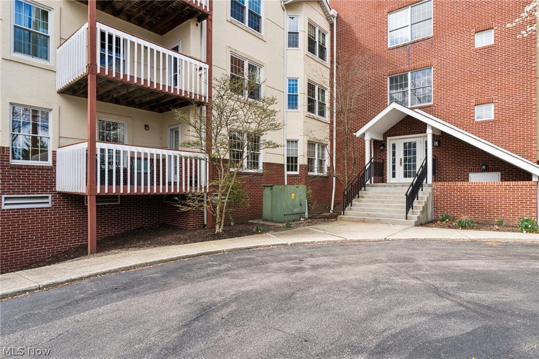 22481 Center Ridge Road, Unit 101 Rocky River, OH 44116 - Photo 1 of 39