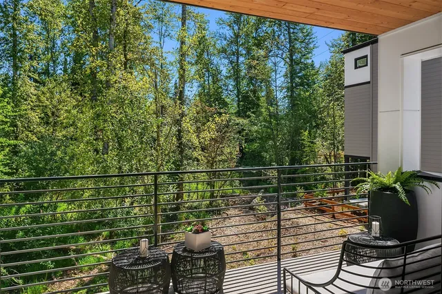 $2,299,995 | 14889 Site 8 Ne 2nd Court, Bellevue, WA 98007