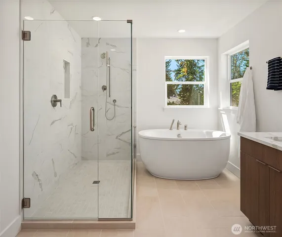 $2,299,995 | 14889 Site 8 Ne 2nd Court, Bellevue, WA 98007