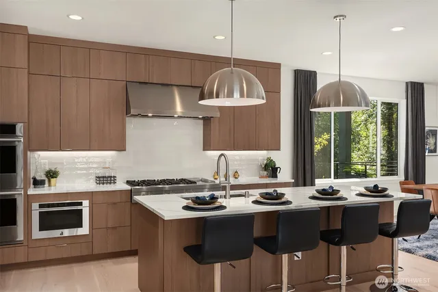 $2,299,995 | 14889 Site 8 Ne 2nd Court, Bellevue, WA 98007