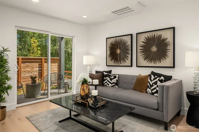 $2,299,995 | 14889 Site 8 Ne 2nd Court, Bellevue, WA 98007