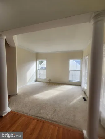 a view of empty room with window