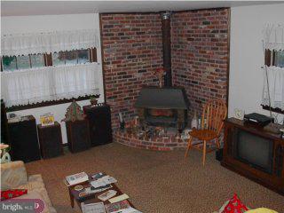 1538 Turk Road Warrington, PA 18976 - Photo 3 of 6